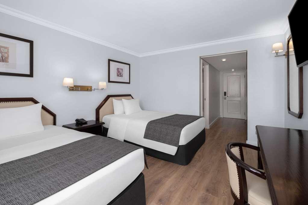 Hotel Wyndham Garden Santiago du Chili Chambre photo
