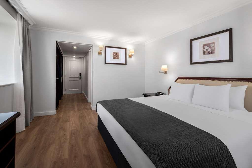 Hotel Wyndham Garden Santiago du Chili Chambre photo